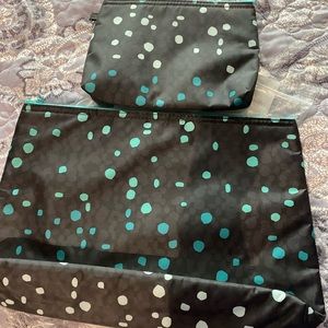 Two thermal pouches by Thirty One